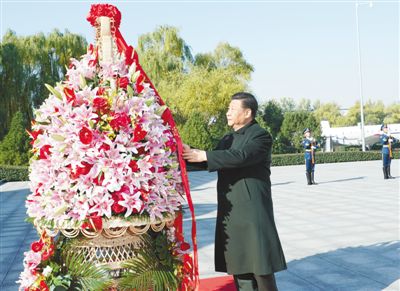 习近平在出席庆祝空军成立70周年主题活动时强调 牢记初心使命 发扬光荣传统 勇于创新超越 把人民空军全面建成世界一流空军