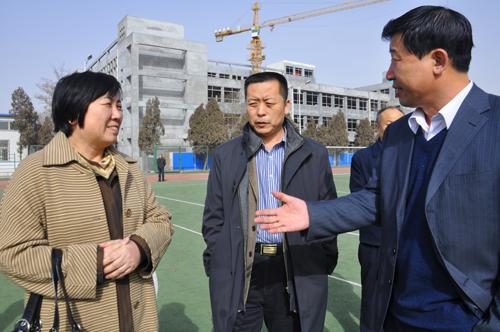 国务院扶贫办视察组领导莅临我校参观指导工作