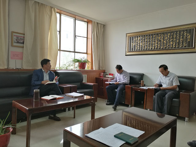学校开展《习近平的七年知青岁月》专题学习交流会
