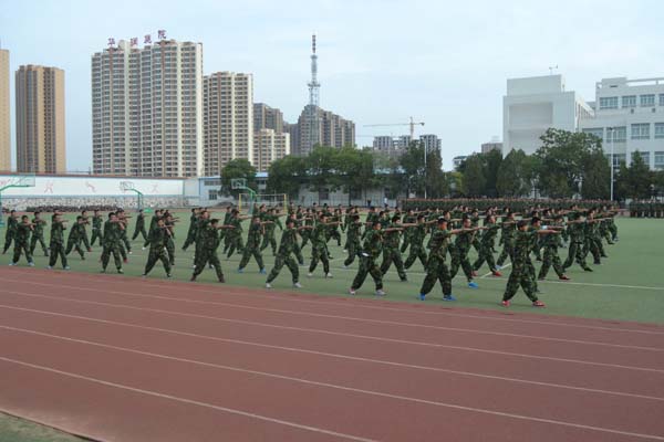 汇报表演1.jpg